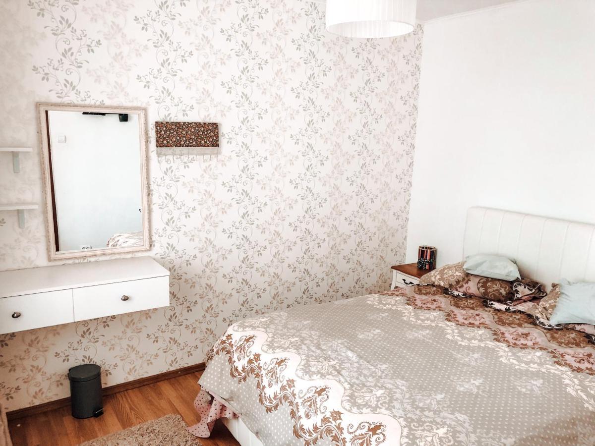 Cozy Apartment Bukovina Suceava Luaran gambar
